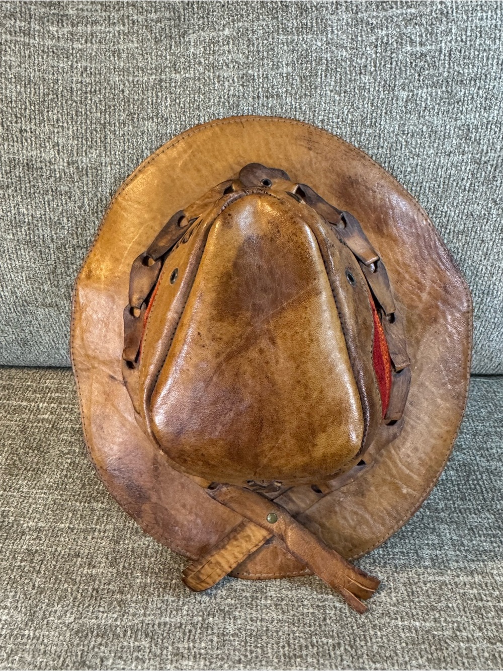 Leather Outback Hat with Red Accent - Size Medium/Large - Picture 8 of 9